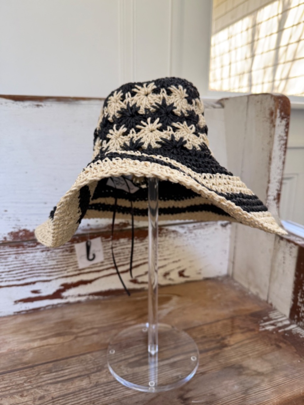 NWT Anthropologie Paper Crochet Black Sun Hat - Picture 4 of 6